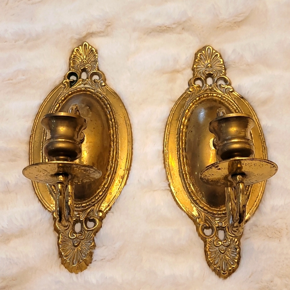 VINTAGE SOLID BRASS CANDLESTICK HOLDERS